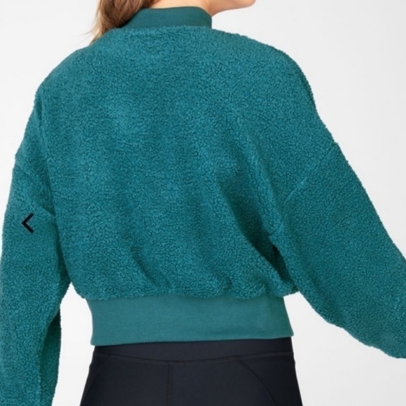 Fabletics Malia fleece pullover sweater - Picture 4 of 7